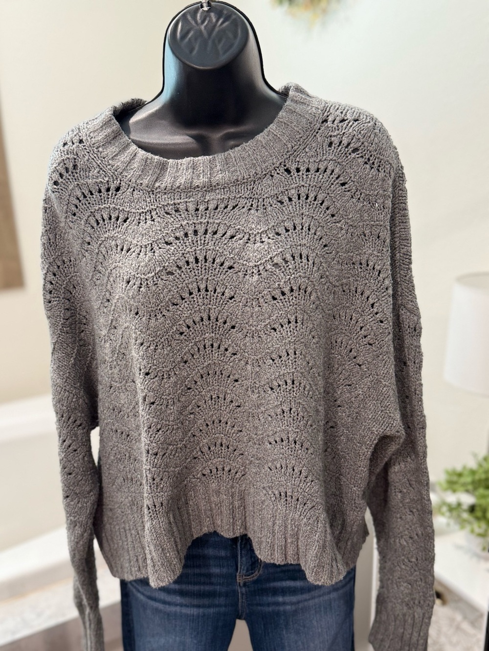 American Eagle Open Knit Chenille Sweater – Size XL